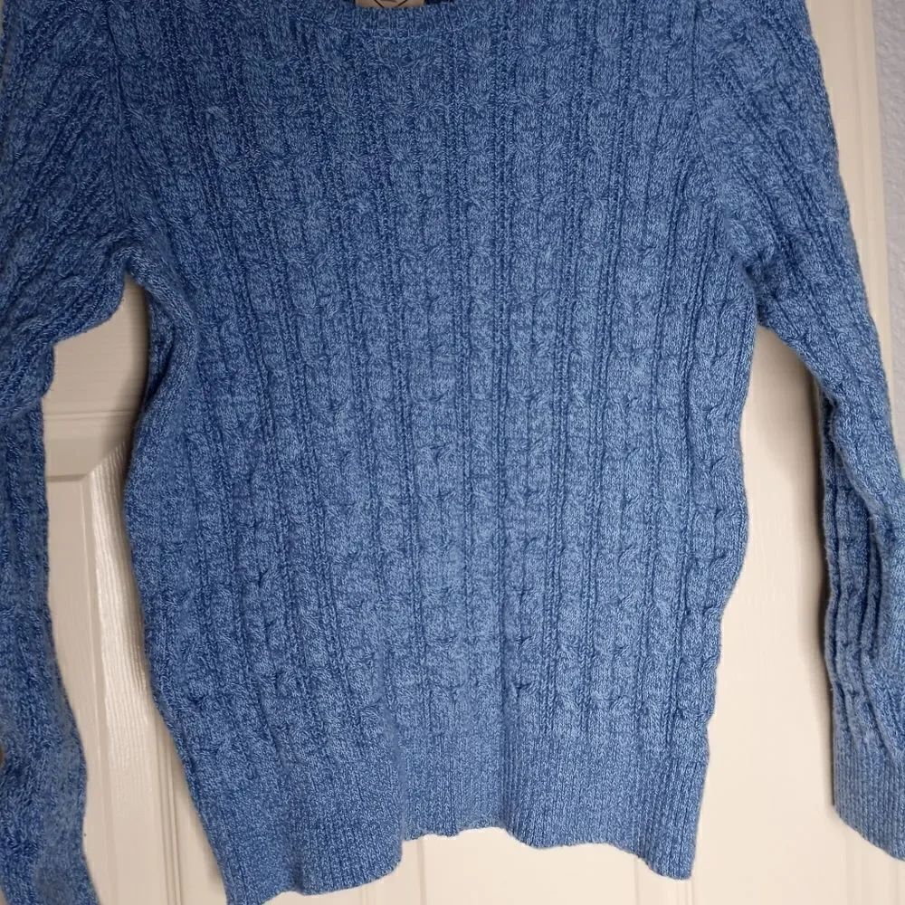 St. Johns Bay PL Cable Knit Sweater Womens Blue Cotton Nylon Blend Long Sleeve.